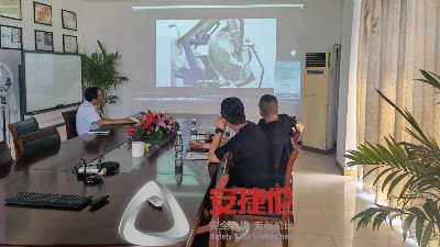 密封件轴承客户考察滚喷设备，轴承线性导轨封盖喷PTFE